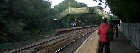 Old Hill Railway Station (OHL) is one of London Midland Stations.