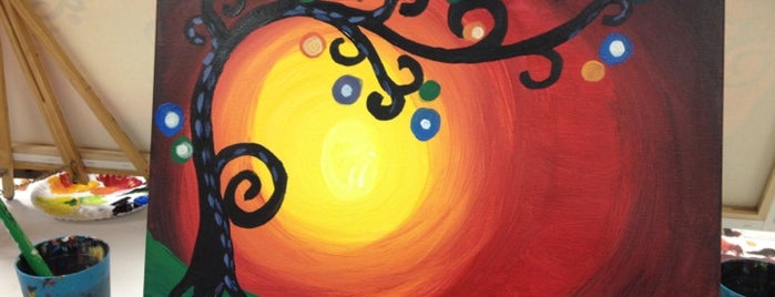 Painting With A Twist is one of Lugares favoritos de Rebecca.
