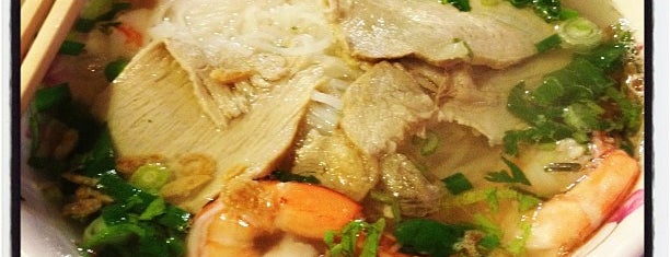 Phở & Cafe Saigòn is one of Campbellさんのお気に入りスポット.