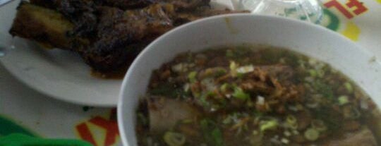 Mamink Daeng Tata is one of Favorite Food.