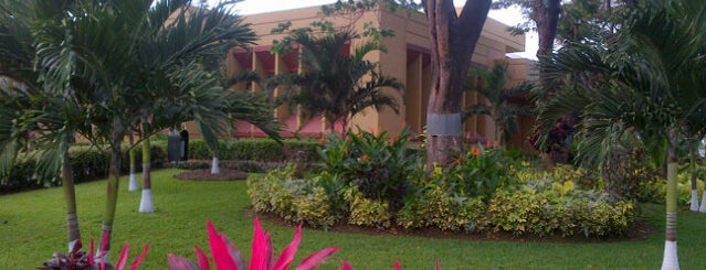 Colegio Americano de Guayaquil is one of Lieux qui ont plu à Aristides.