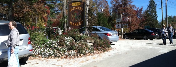 Cashiers Farmers Market is one of Jordanさんの保存済みスポット.