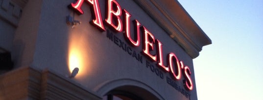 Abuelo's Mexican Restaurant is one of สถานที่ที่ Joe ถูกใจ.