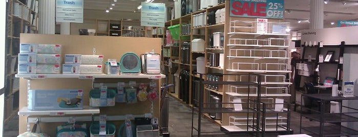 The Container Store is one of Nesting in New York.