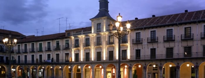 Plaza Mayor is one of Best in #Leonesp.