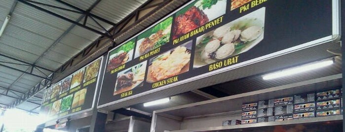 IGA bakar 'Mas Giri' is one of favourite places in my hometown.