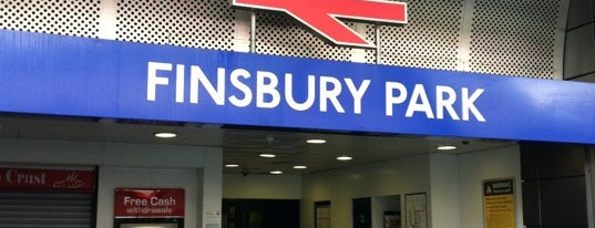 Finsbury Park Railway Station (FPK) is one of Perla : понравившиеся места.