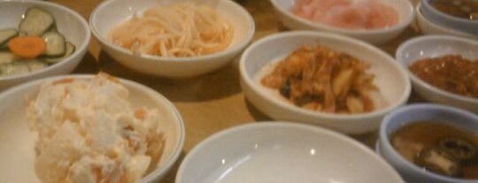 Mapo Kkak Du Gi (마포깍두기) is one of Jonathan Gold's 60 Korean Dishes.