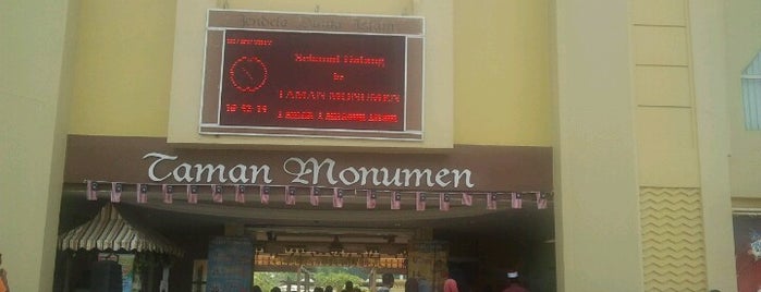 Taman Tamadun Islam is one of Kuala Terengganu.