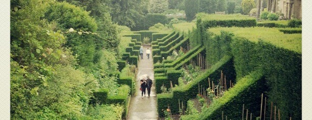 Biddulph Grange Gardens is one of Lugares favoritos de Carl.