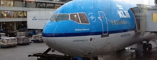 Aeroporto di Amsterdam-Schiphol (AMS) is one of Airports I've flown thru.