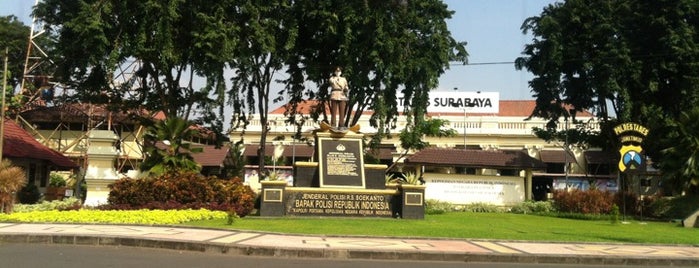 Polrestabes Surabaya is one of Tempat Bersejarah di Surabaya.