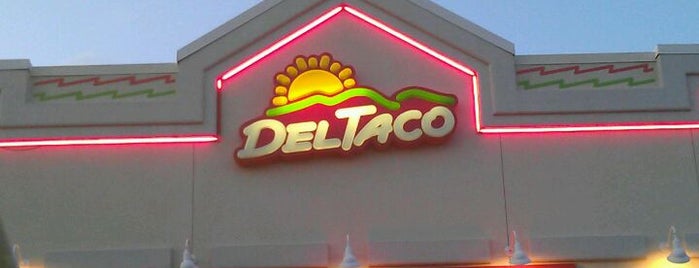 Del Taco is one of Posti che sono piaciuti a Michael.