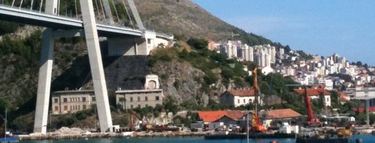 Dubrovnik bridge view point is one of Tempat yang Disimpan Danijel.