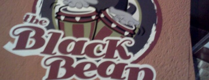 Black Bean Cuban Cafe is one of สถานที่ที่บันทึกไว้ของ Erin.
