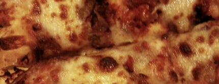 Minsky's Pizza is one of Lugares favoritos de Marcelo.