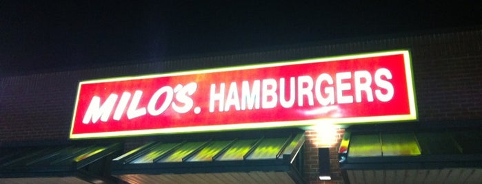 Milo's Hamburgers is one of สถานที่ที่ Heath ถูกใจ.