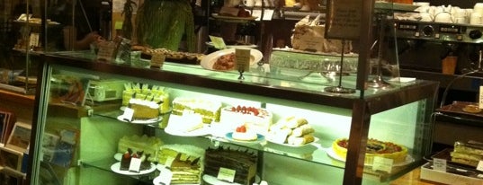 Pastiche Fine Desserts & Café is one of Man V. Food Nation.