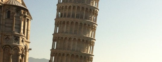Torre de Pisa is one of ITALY  best cities.