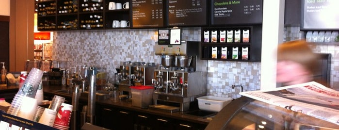 Starbucks is one of Locais curtidos por Marinette.