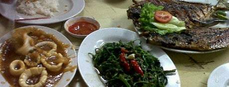 RM Santika Baru Seafood is one of Must-visit Food in Jakarta Pusat.