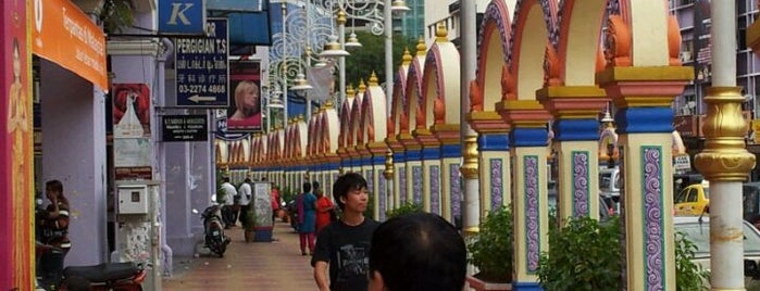 Little India is one of Kuala Lumpur Visitor Attraction.