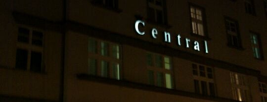 Central Hotel Prague is one of สถานที่ที่บันทึกไว้ของ Mohsen.