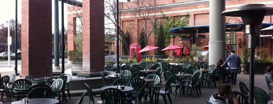 Cafe Borrone is one of Best Outdoor Eating / Drink Spots.