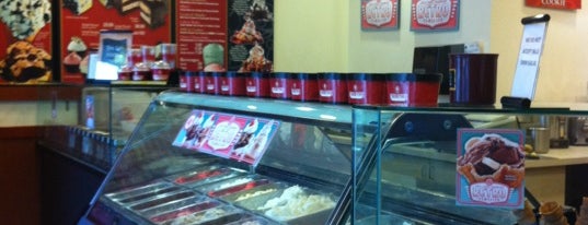 Cold Stone Creamery is one of The 15 Best Places for Belgian Food in Chicago.