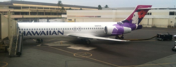 Hawaiian Airlines Gates is one of Tempat yang Disukai Fabio.