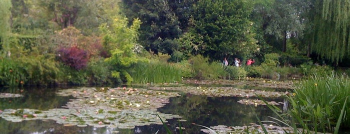 Fondation Claude Monet is one of Tempat yang Disukai Maryam.