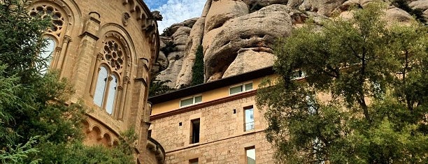 Monasterio de Montserrat is one of Barcelona.