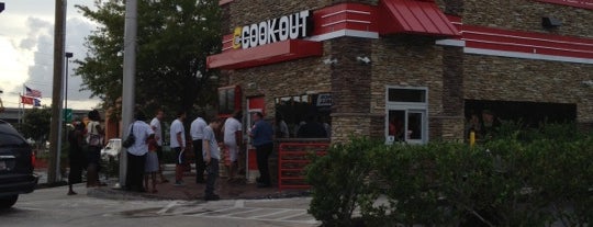 Cook-Out is one of Lieux qui ont plu à Dan.