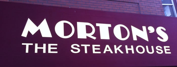 Morton's The Steakhouse is one of Locais salvos de Rachael.