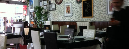 Deva Restaurant is one of Orte, die Nalan gefallen.