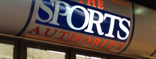 Sports Authority is one of Lugares favoritos de Masahiro.