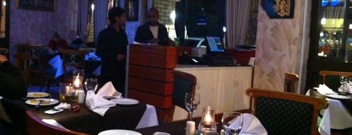 Taj Indian Restaurant is one of M2 SFO.