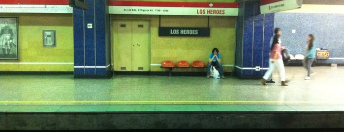 Metro Los Héroes is one of Estaciones del Metro de Santiago.