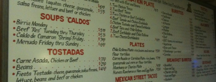 Rudy's Taco Shop is one of สถานที่ที่ Denis ถูกใจ.