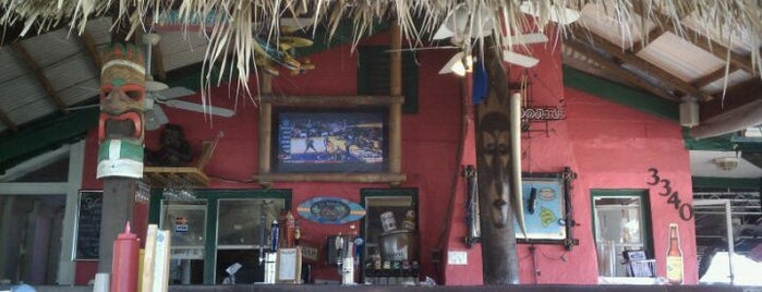 Kona Beach Cafe is one of Lugares favoritos de Stephen.