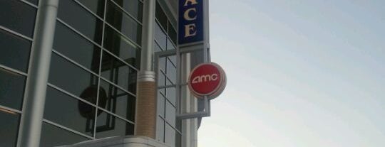 AMC South Bend 16 is one of สถานที่ที่ Estepha ถูกใจ.