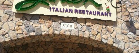 Olive Garden is one of Danielleさんのお気に入りスポット.
