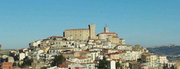 Castello ducale is one of Orte, die Mauro gefallen.