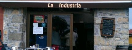 Restaurante Merendero La Industria is one of Merenderos.