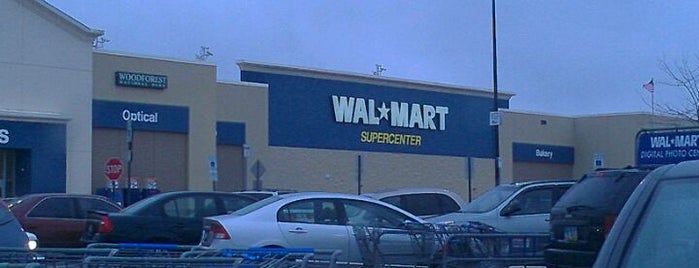 Walmart Supercenter is one of Groceries.