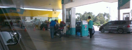 Stesen Minyak Petronas is one of Fuel/Gas Stations,MY #7.