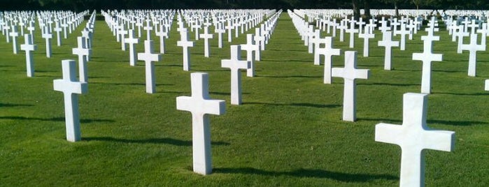 Normandy American Cemetery is one of Normandie.