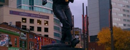 Brooks Robinson statue by Joseph Sheppard is one of All Monuments in Baltimore.