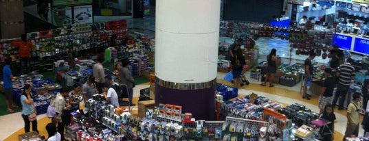 ไอทีมอลล์ is one of Shopping: FindYourStuffInBangkok.