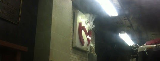 FDNY Ladder 8 is one of @SoxHawksNBulls favorite NYC spots.